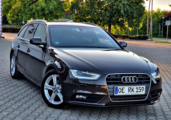 Audi A4 cena 44900 przebieg: 270000, rok produkcji 2013 z Wąchock małe 781